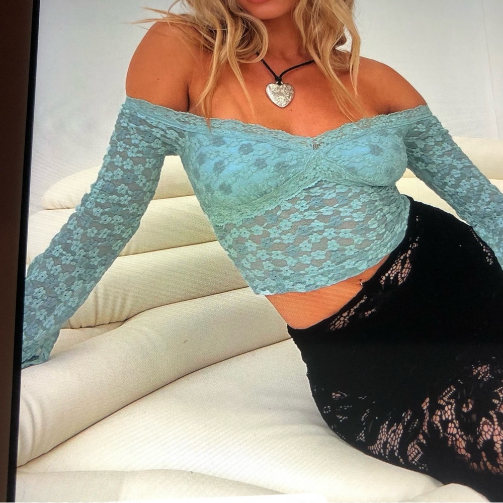 Princess Polly Bankston Off The Shoulder Top Blue Size 12